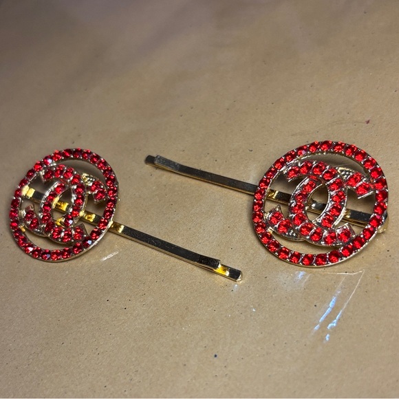 New Luxurious Gold and Red Crystal Hair Clips - Picture 3 of 7